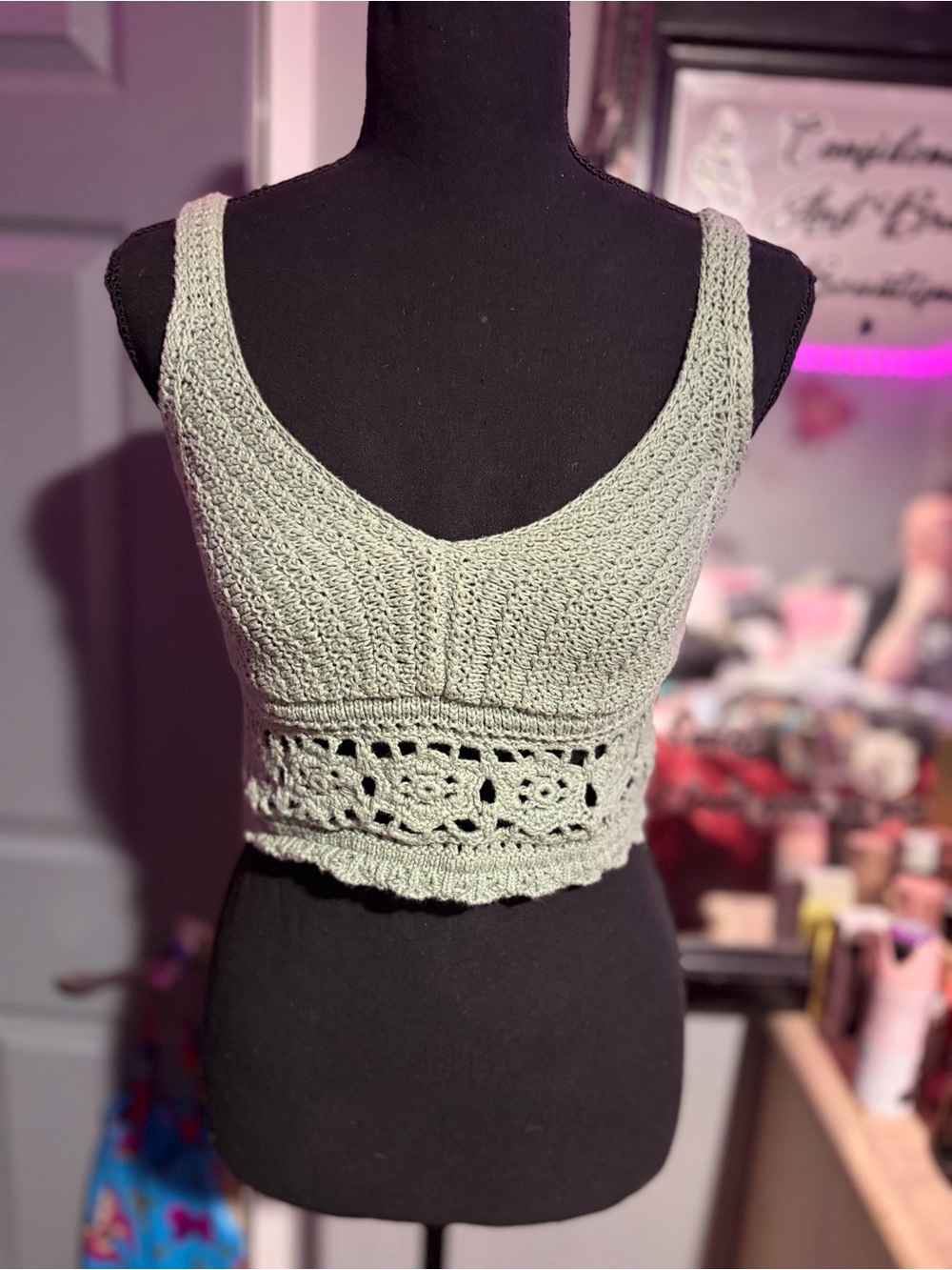 Hollister Sage Green Crochet Crop Tank 100% Cotton-XS & Free Beauty Gift Bag